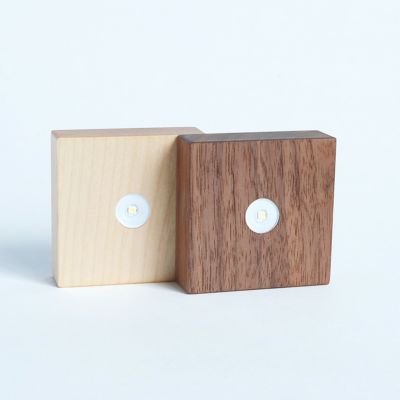 Light Base kaku