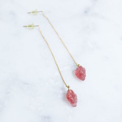 【TROZO】ストロベリークォーツのチェーンピアス
