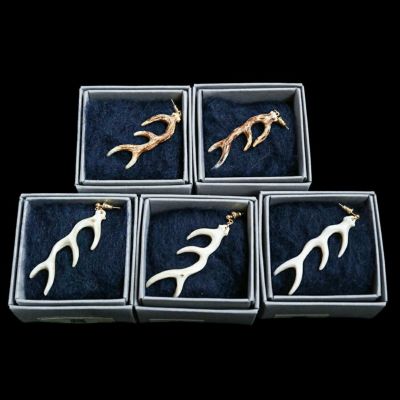 【deer bone “hai”】三段角 ピアス
