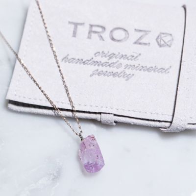 【TROZO】ピンクタンザナイトのネックレス