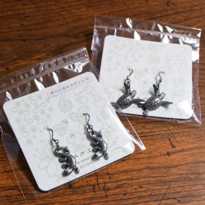TORINO社製　白鳥　ブローチ　ピアス　ペンダントトップ　セット TORINO社製 白鳥 ブローチ ピアス ペンダントトップ セット